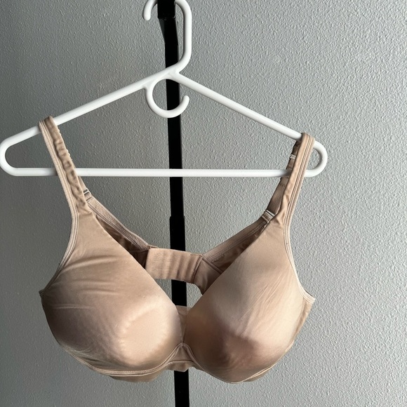 Seamless Tan Bra jockey - Picture 1 of 3